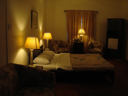 Deluxe Room (3 Bed)