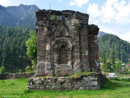 Khuttan Sharda Neelum Valley (3D/2 N)