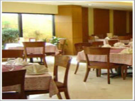 embassy inn hotel karachi