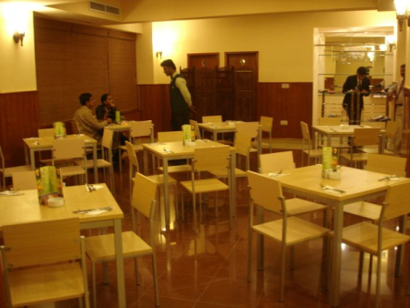Hotel Crown inn Karachi